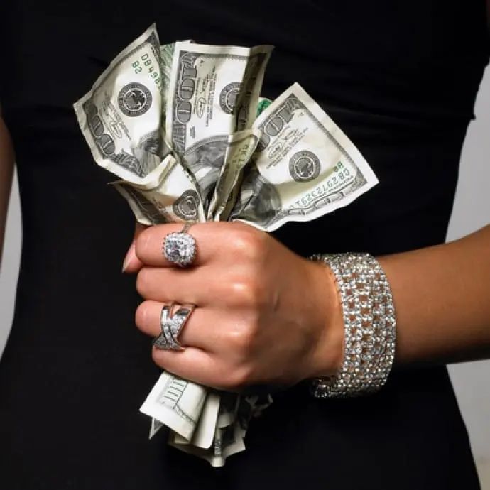 Señales que te avisan de que tienes un falso amigo