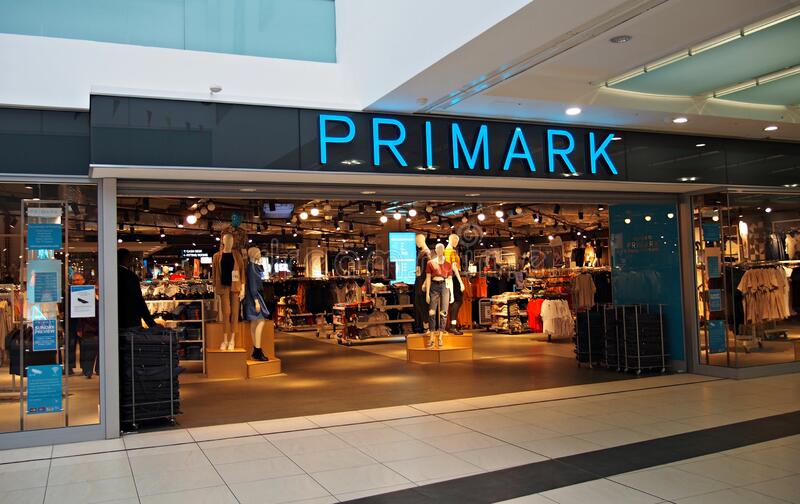 El vestido lencero de Primark que jamás pensarías lucir este verano 1 Vida.es ¿Qué es Primark?