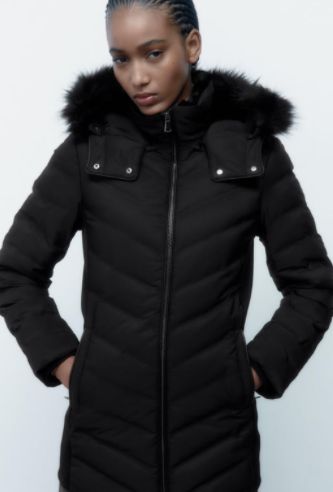 El abrigo acolchado de Zara que sienta bien a cualquiera