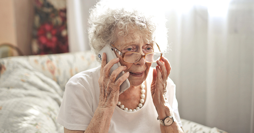 Alucinaciones en personas mayores: qué son y cómo tratarlas 1 Vida.es El delirio en las personas mayores provoca confusión o alucinaciones