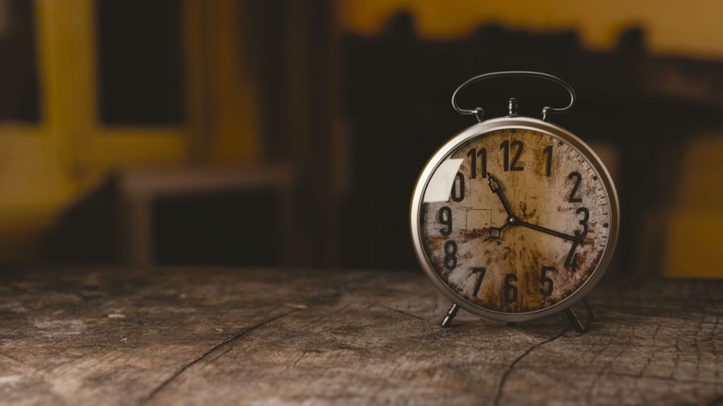 El truco para despertar por la mañana y que no te dé sueño