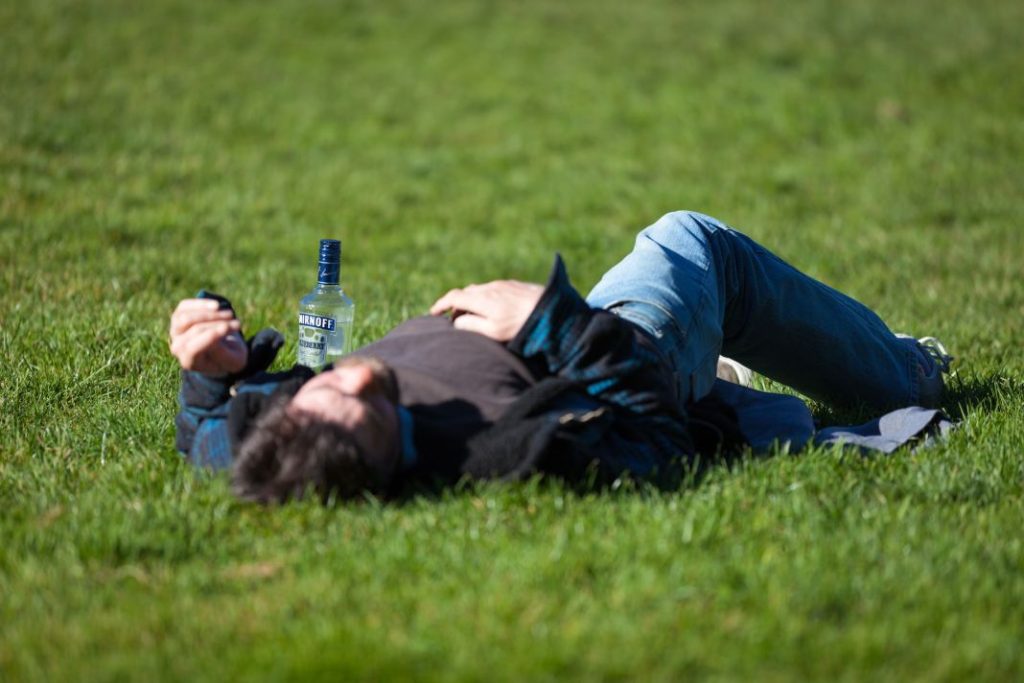 Los mejores remedios para quitar la resaca de las fiestas