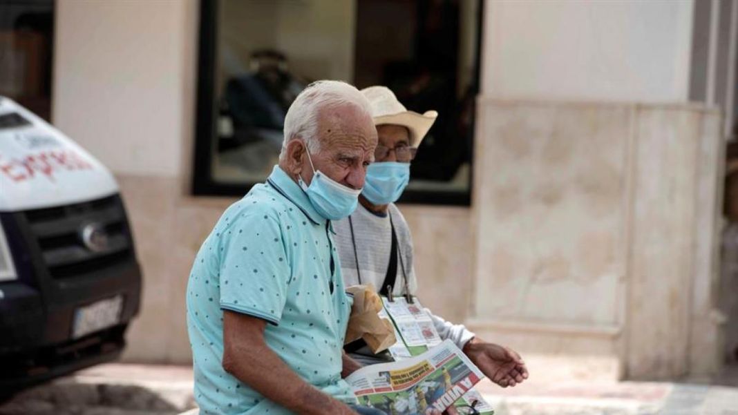 Mayores de 65 años y el COVID: Precauciones extras que son necesarias 2 Vida.es covid