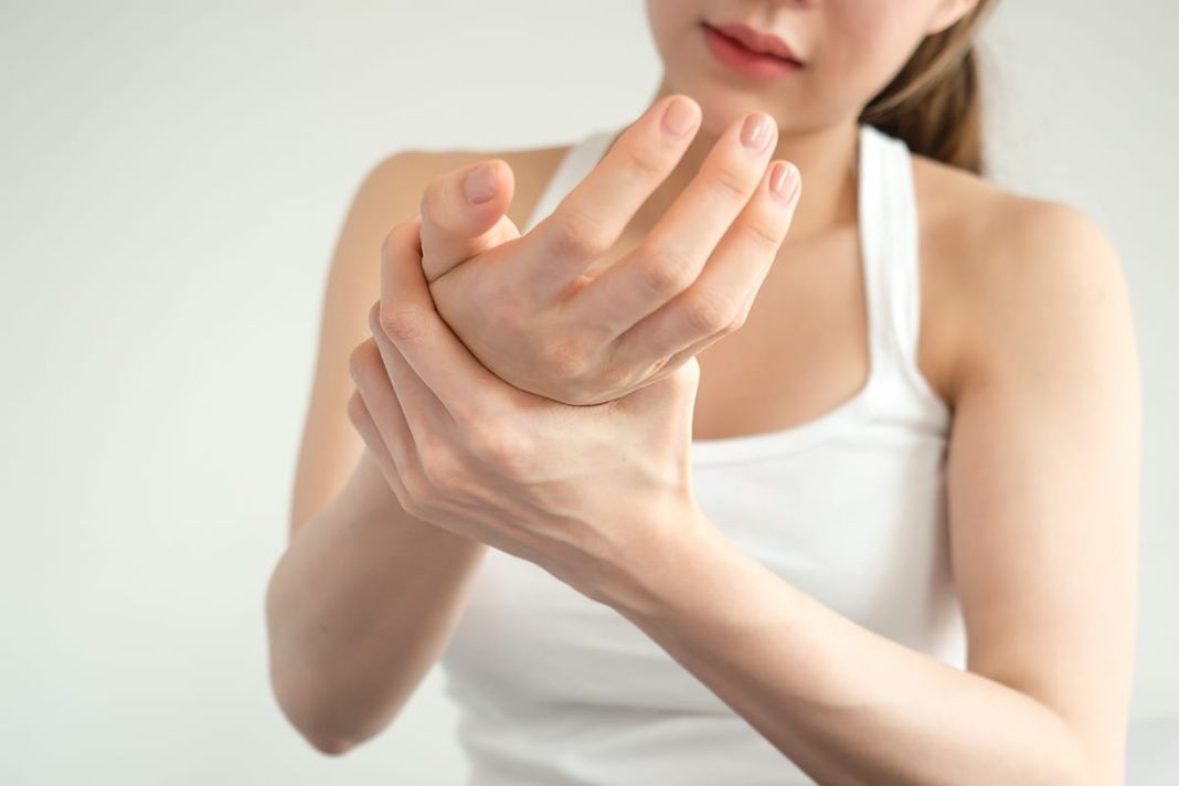 Artritis idiopática juvenil: causas, síntomas, ¿cómo tratarla? 1 Vida.es Artritis idiopática juvenil