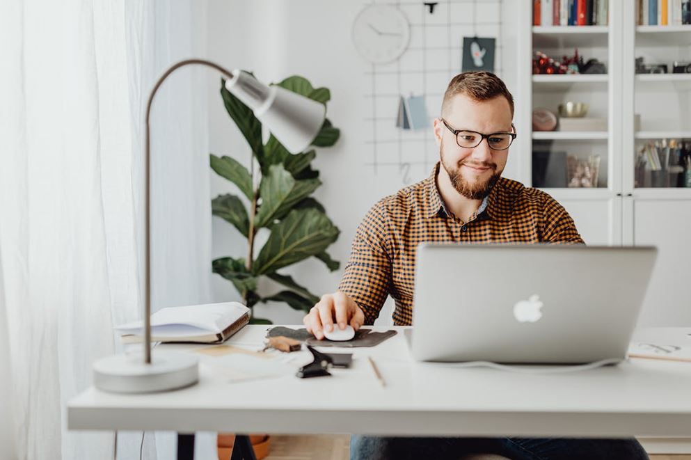 Oficina portátil: claves para poder trabajar en cualquier lugar 1 Vida.es El trabajo móvil se basa en una cultura corporativa abierta