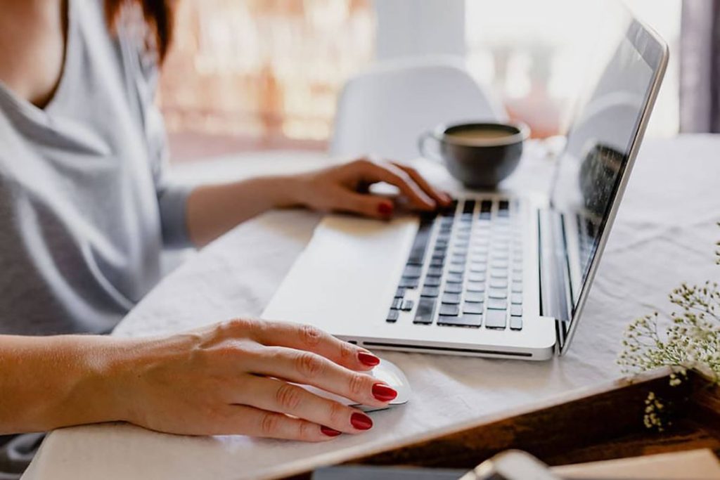 Oficina portátil: claves para poder trabajar en cualquier lugar 7 Vida.es La operación más simple posible y procesos de trabajo generalmente comprensibles para la tecnología utilizada