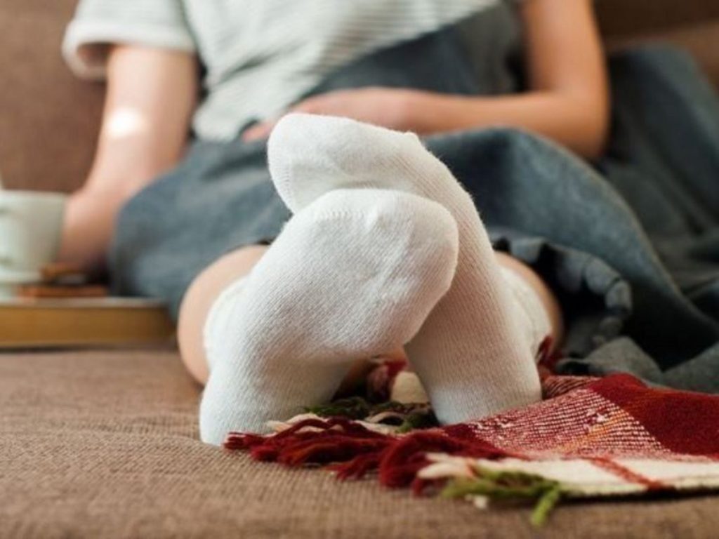 Presión arterial baja (hipotensión), mala circulación: a menudo pies y manos fríos