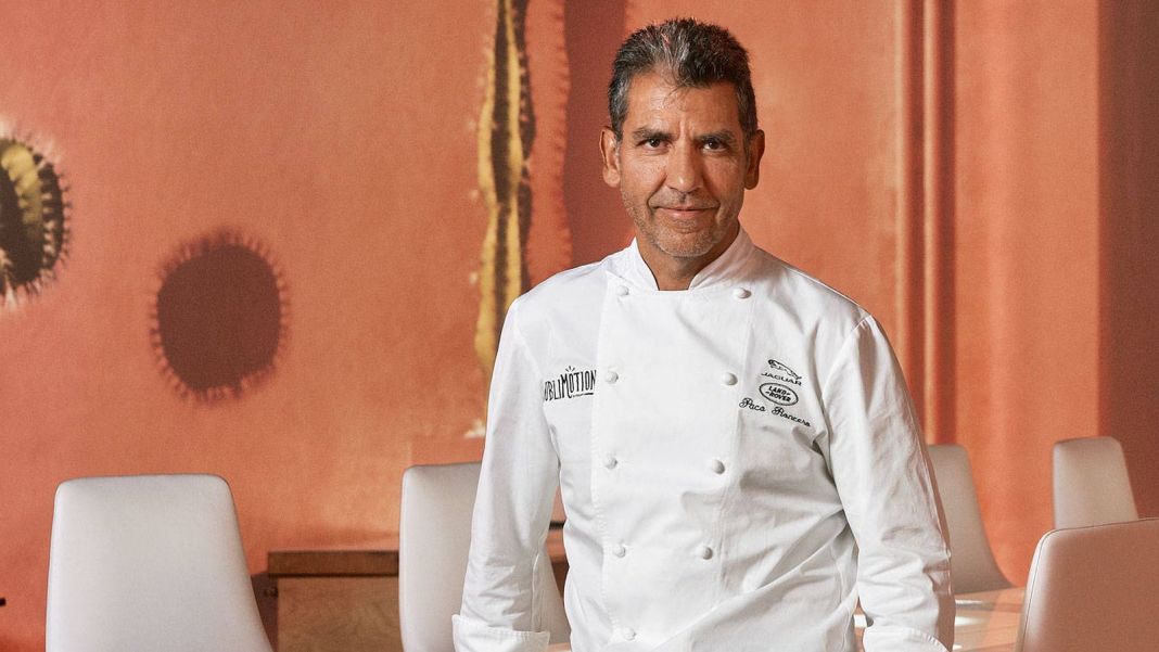 Paco Roncero y su gazpacho de almendras con langostinos, ideal para preparar en casa 1 Vida.es El chef Paco Roncero
