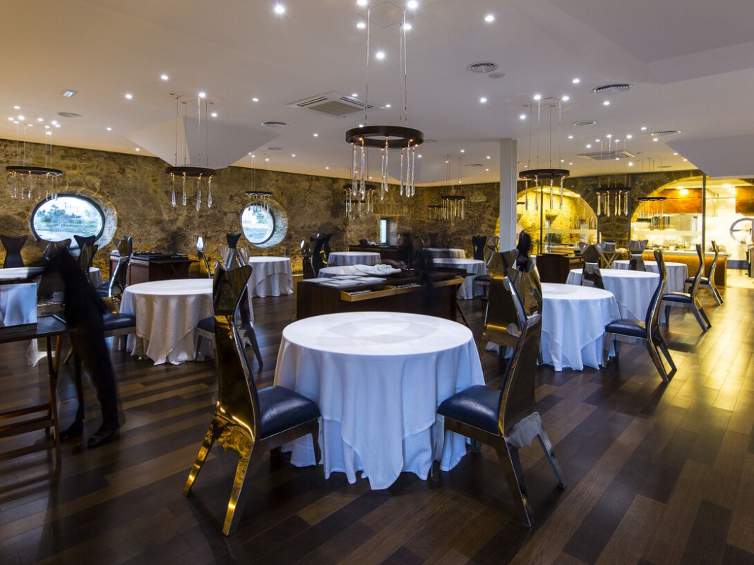 Ángel León y su plato más exclusivo: Ortiguillas, crisálidas y plancton marino 1 Vida.es El restaurante Aponiente