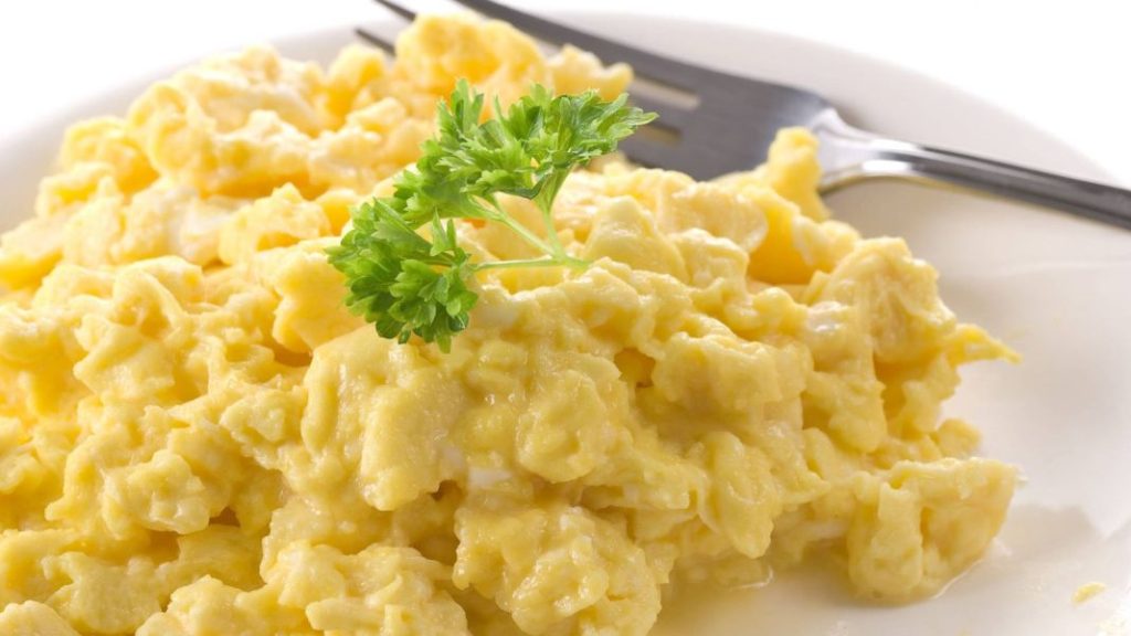 Origen: huevos revueltos 