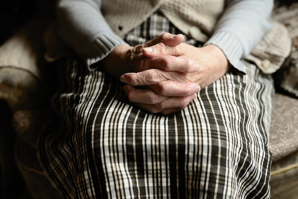 7 maneras de evitar la soledad en gente mayor 1 Vida.es La soledad en gente mayor es un problema grave y lamentablemente común