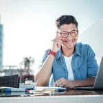 Trucos para aprender a desconectar del móvil en el trabajo 