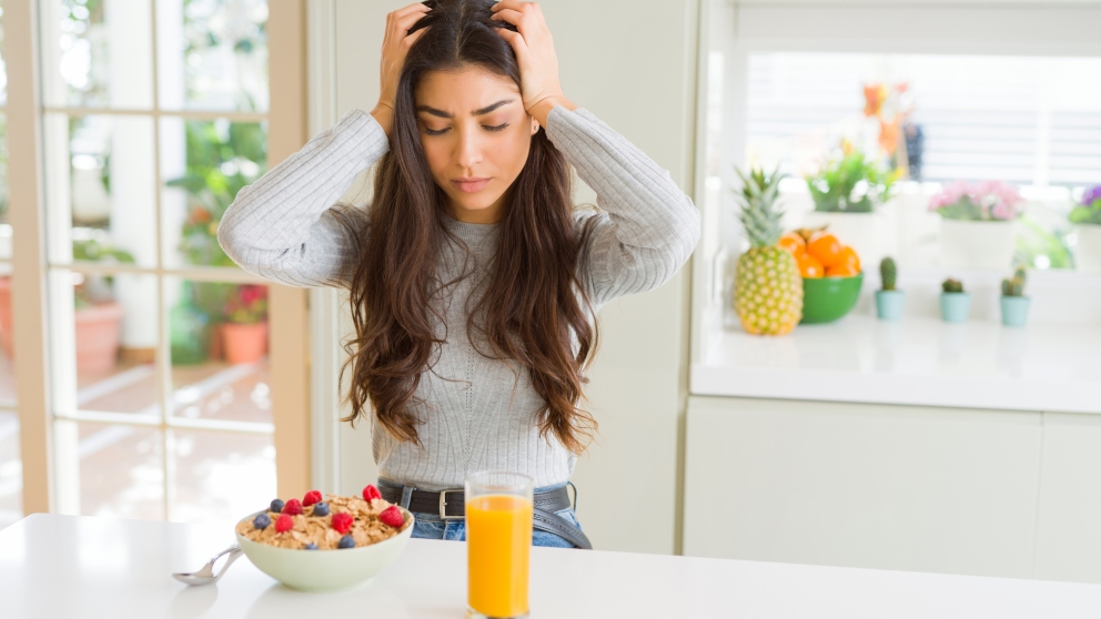 Importancia de una alimentación adecuada para prevenir el dolor de cabeza