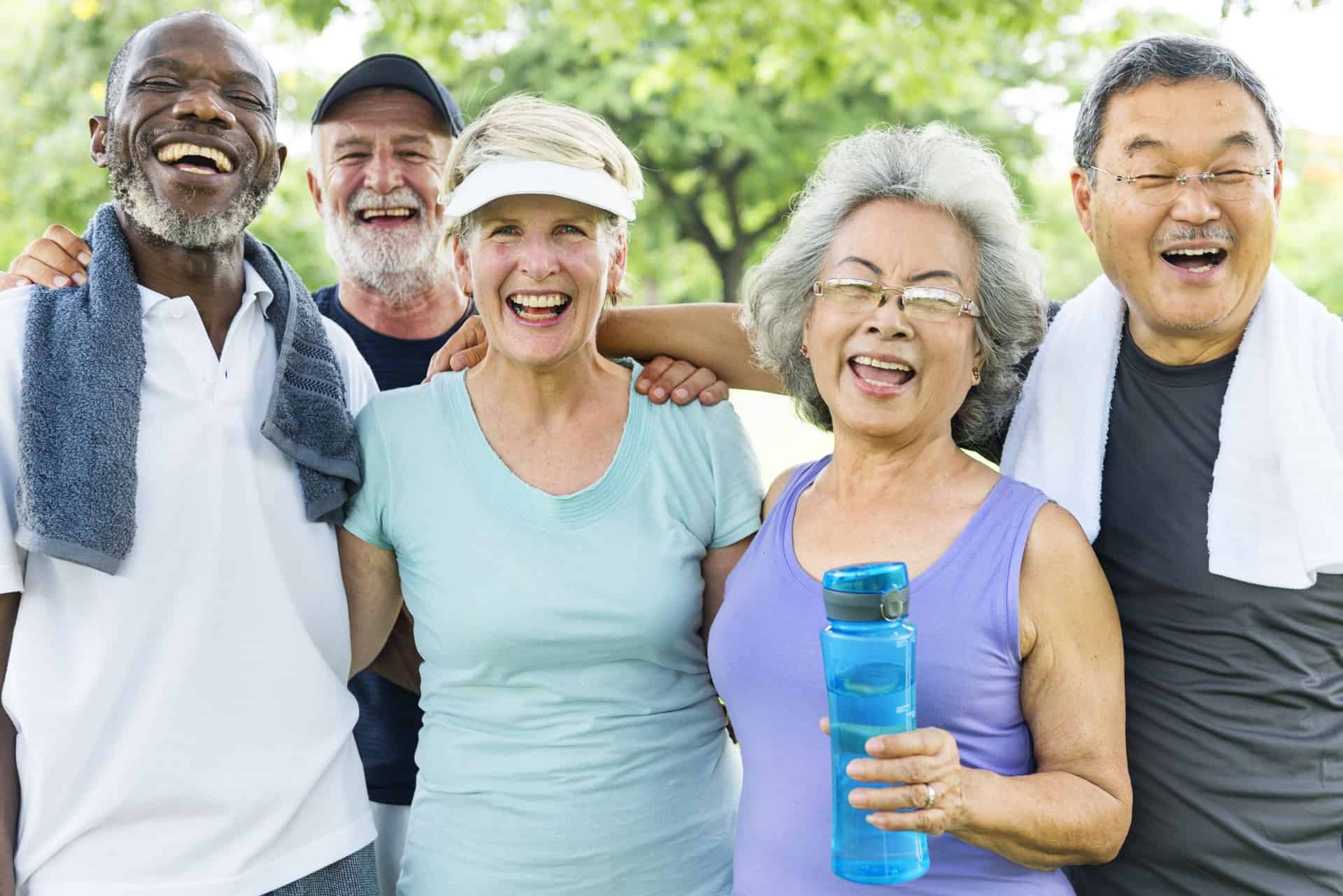 Descubre los ejercicios de fitness que deberían practicar las personas mayores por estas razones 3 Vida.es v