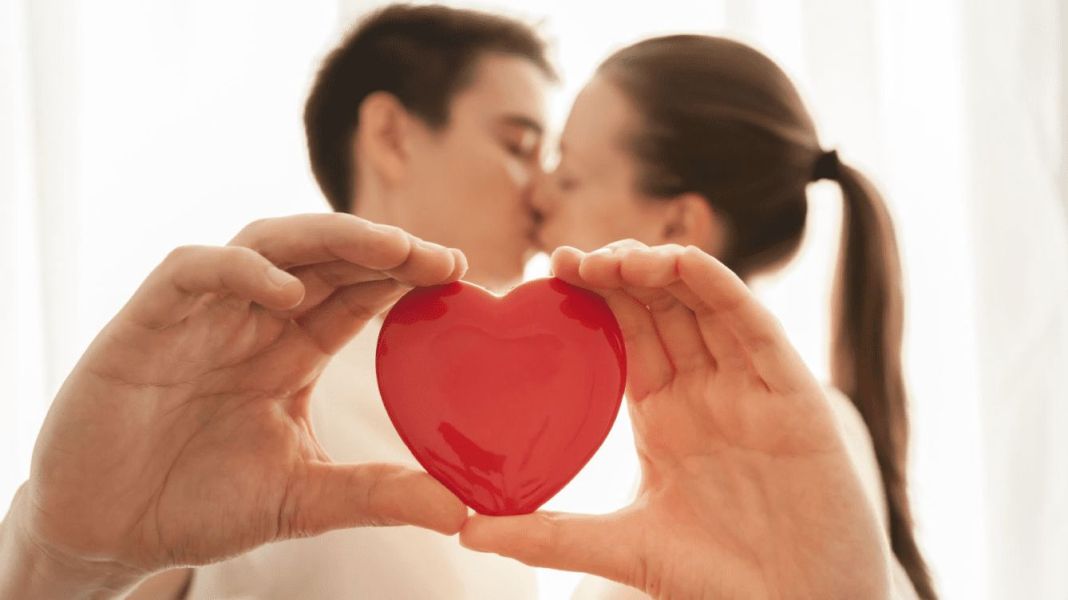 Terapia de pareja: 8 claves para crear relaciones fuertes y saludables 1 Vida.es ¿Qué es la terapia de pareja?