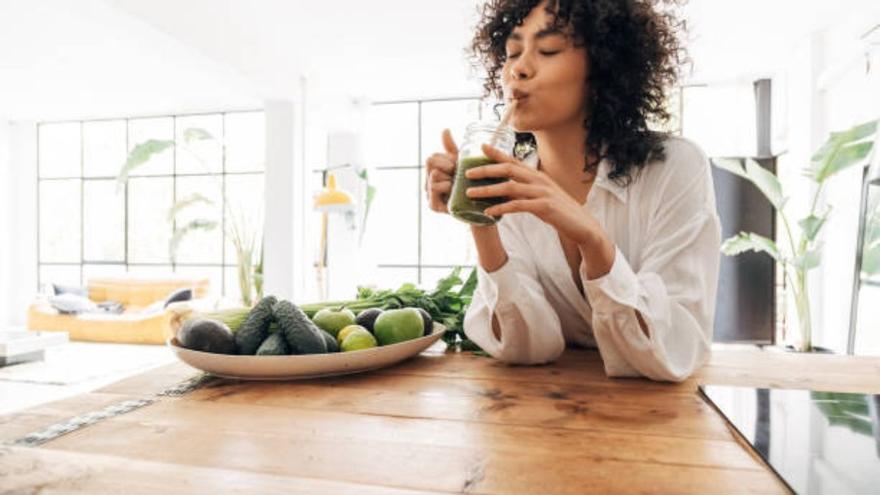 La dieta de 6 días diseñada para desinflamar el abdomen 2 Vida.es Lunes - Un comienzo refrescante