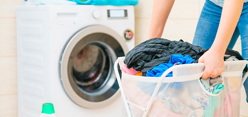 Mantén la frescura y los colores originales de la ropa con estos sencillos trucos 3 Vida.es Utiliza ciclos de lavado suaves