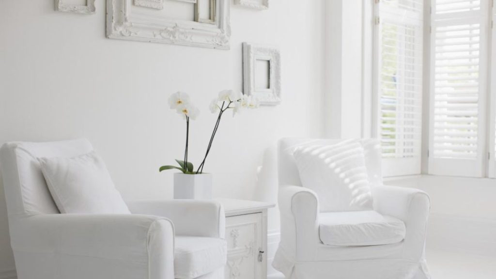 El blanco en el diseño de interiores y la moda