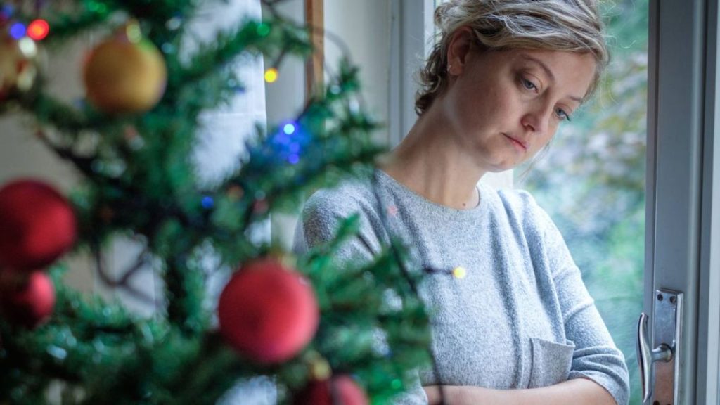 Impacto social de pasar solo en estas festividades