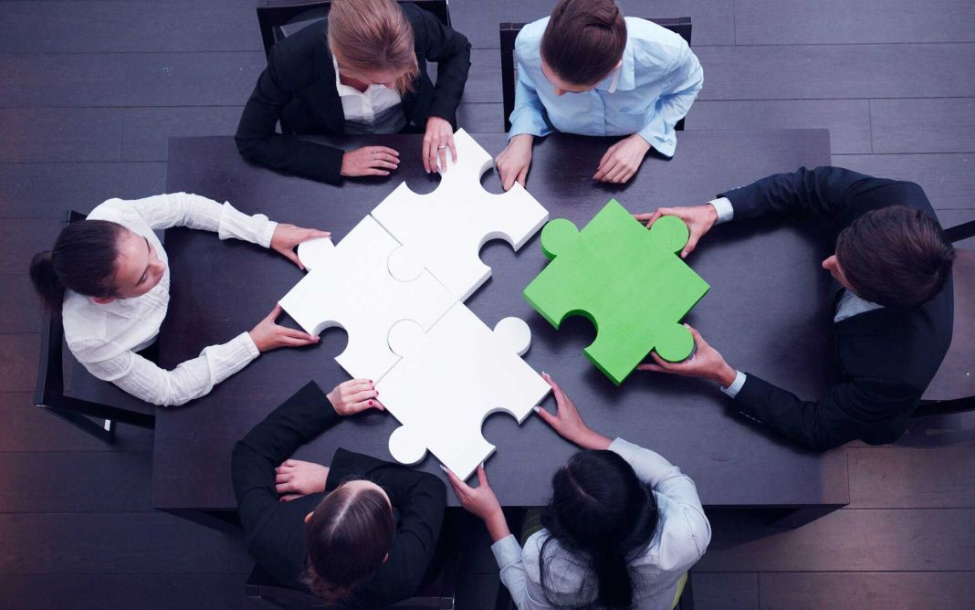Diversidad e inclusión: Elementos cruciales para la innovación empresarial 1 Vida.es IMPACTO DE LA DIVERSIDAD EN LA CREATIVIDAD CORPORATIVA