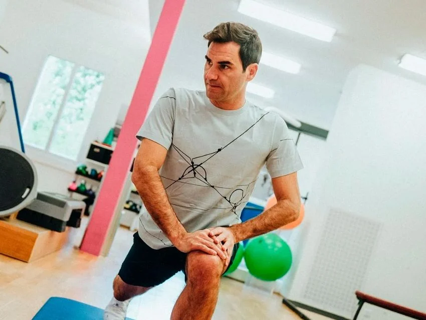 Entrenamiento específico de tenis para perfeccionar las habilidades técnicas