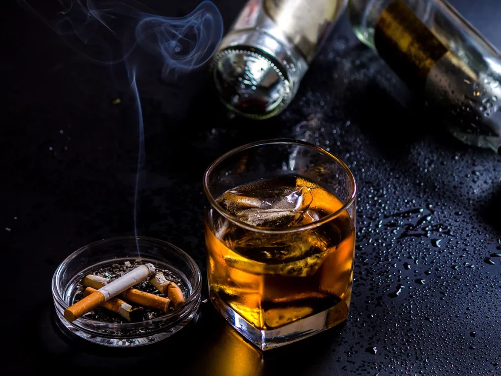 Evita el consumo excesivo de alcohol y tabaco