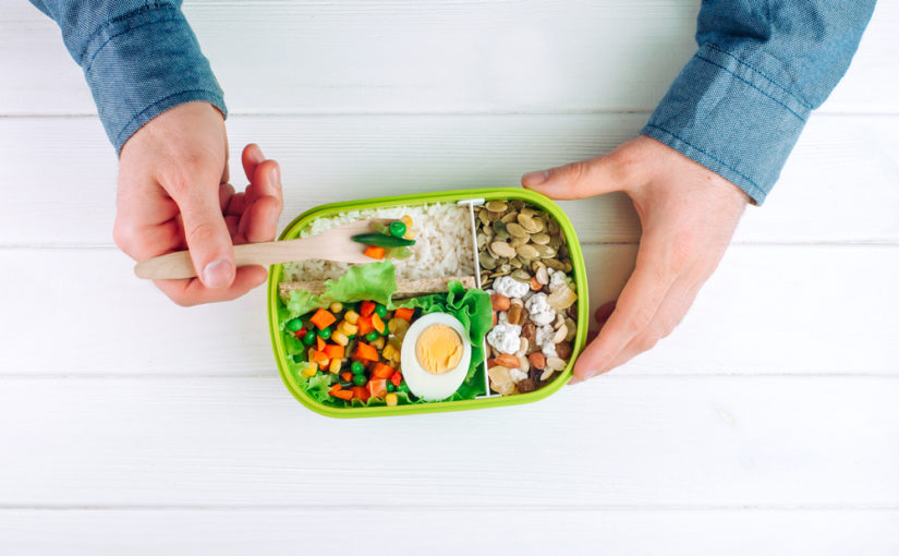 Planifica tus comidas y asegúrate de obtener todos los nutrientes necesarios