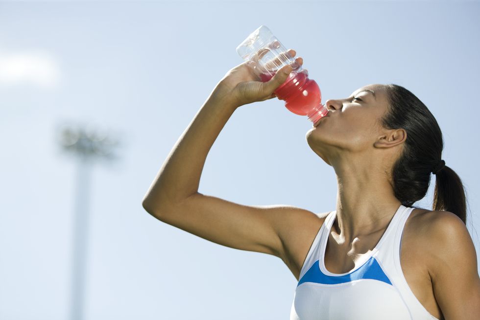 Vitaminas y medicamentos perfectos para la resaca de estas fiestas 3 Vida.es Suplementos de electrolitos
