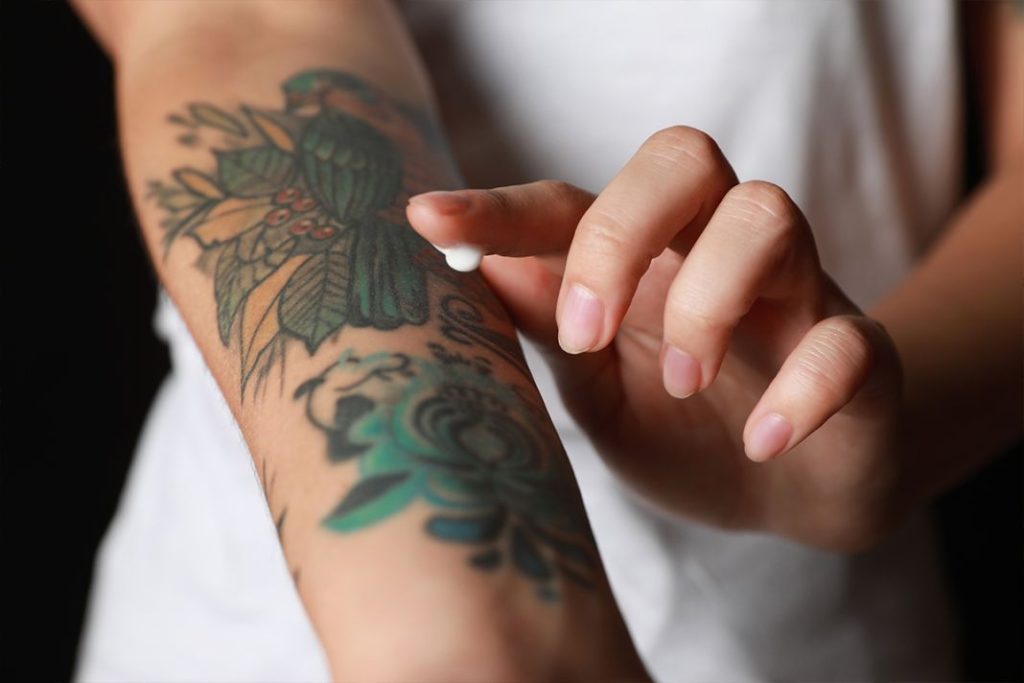 ¿Por qué el aceite de coco es bueno en los tatuajes? 2 Vida.es Aceleración de la curación