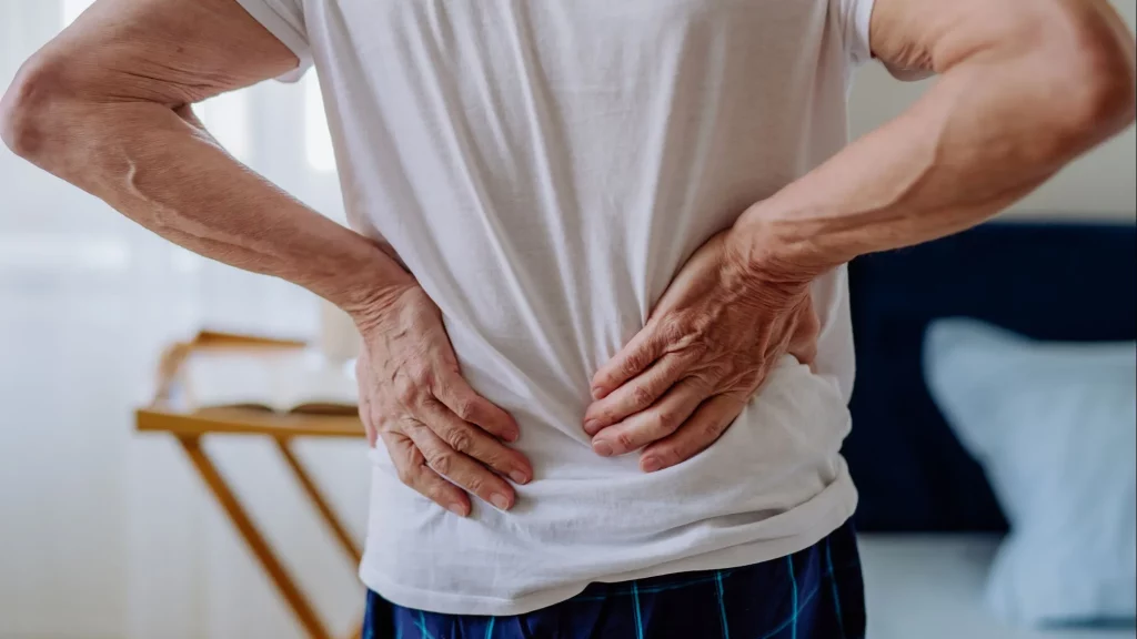 Estrés y su impacto en los dolores intestinales y de espalda