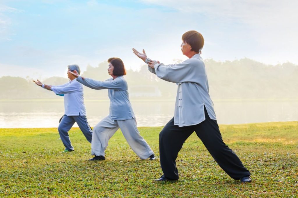¿Sabías que el tai chi ayuda a los pacientes con artritis? 4 Vida.es Incorporación del Tai Chi en el plan de tratamiento