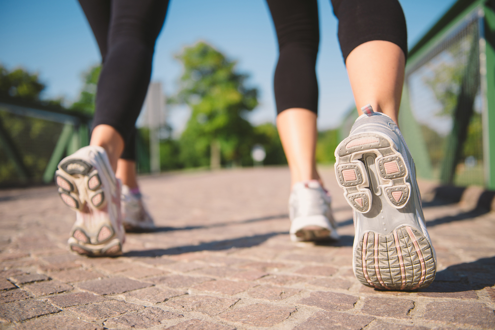 Correr vs caminar: ¿Cuál quema más grasa? La respuesta no es la que crees 1 Vida.es CAMINAR: UNA ALTERNATIVA SALUDABLE
