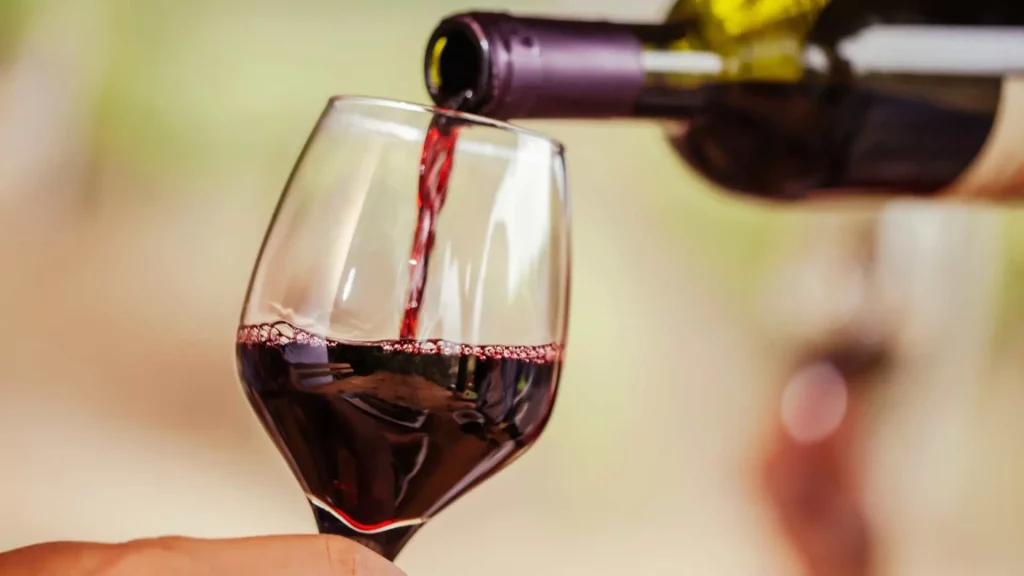 ¿Cuánto azúcar tiene una copa de vino? 1 Vida.es Azúcares naturales en el vino