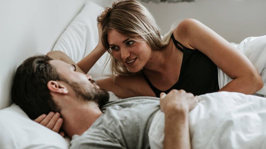 Un psicólogo desvela las claves para acabar con las discusiones de pareja 1 Vida.es Comunicación abierta y asertiva
