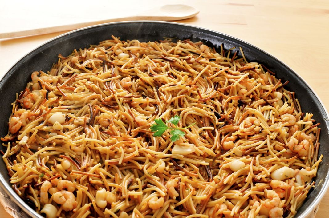 Fideuá fácil y deliciosa: Tips para sorprender a tus invitados 1 Vida.es FIDEUÁ: SELECCIÓN DE INGREDIENTES