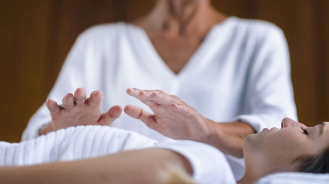 Conoce el poder curativo del Reiki que los profesionales no quieren que sepas 2 Vida.es REIKI EN ESPAÑA: ACEPTACIÓN Y REGULACIÓN