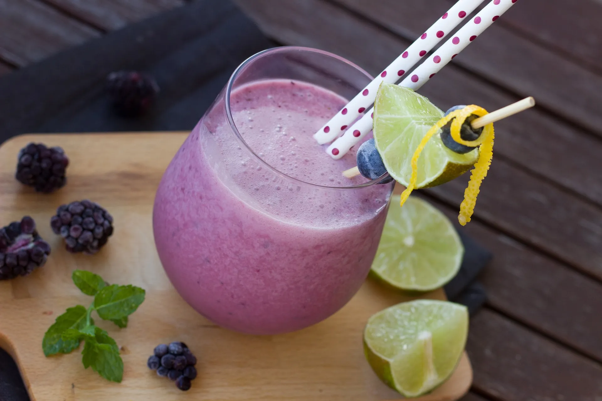 LOS BENEFICIOS DE LOS SMOOTHIES QUEMAGRASA