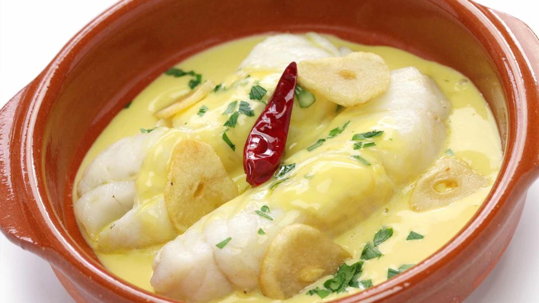 Bacalao al Pil-Pil: Consejos para un plato vasco con sabor a gloria 1 Vida.es ORÍGENES DEL BACALAO AL PIL-PIL