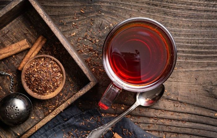 Este té tiene magnesio y calcio y ayuda contra los dolores corporales 3 Vida.es Efectos diuréticos y desintoxicantes