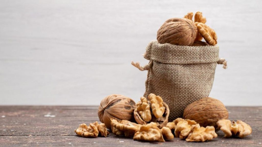 Toma este fruto seco a partir de los 50 y cuida tu corazón 3 Vida.es Incorporando nueces en la dieta a partir de los 50 años