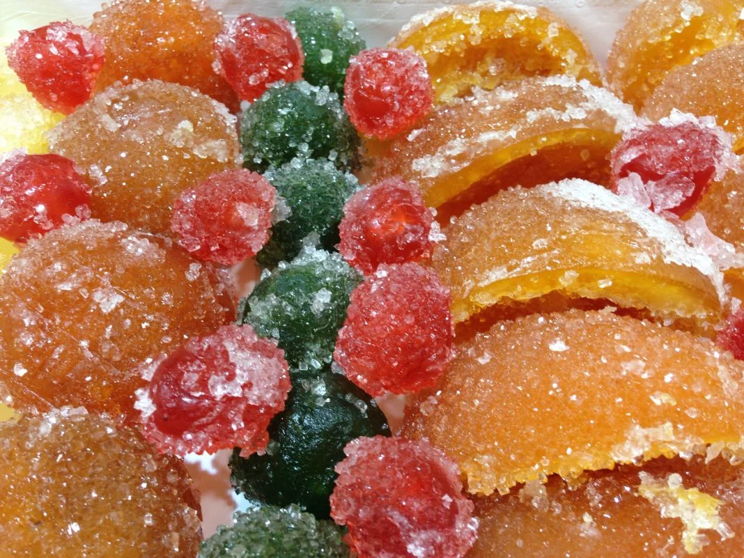 FRUTAS ENCARPACHADAS: UNA EXPLOSIÓN DE SABOR Y COLOR