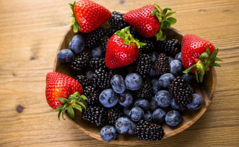 La fruta rejuvenecedora que muchos comen sin saberlo