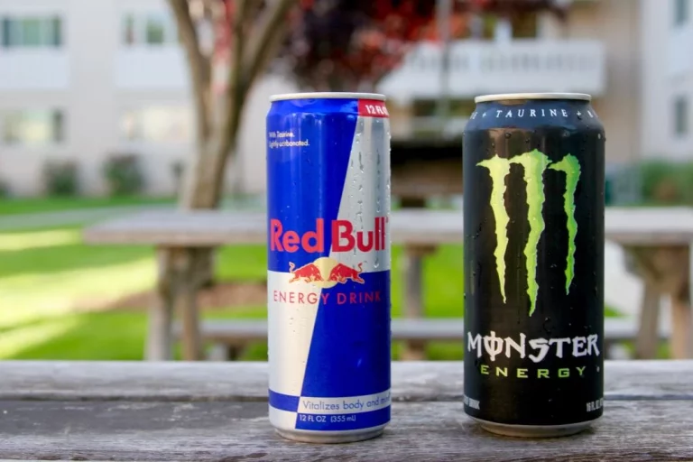 Monster y Red Bull al descubierto: esto es lo que consumes en cada sorbo