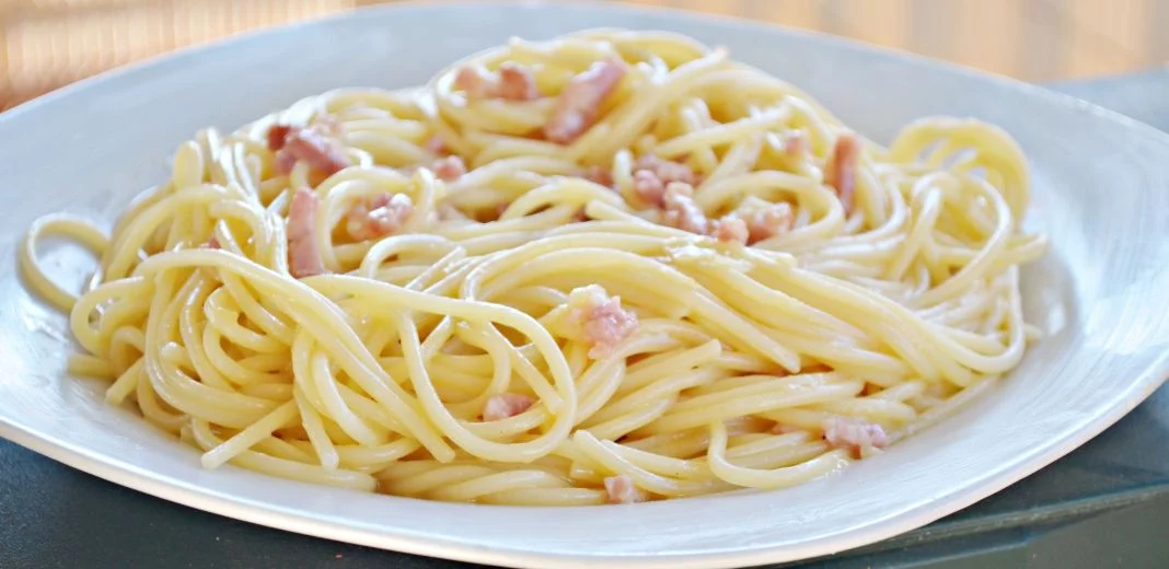 INGREDIENTES PARA UNA AUTÉNTICA CARBONARA