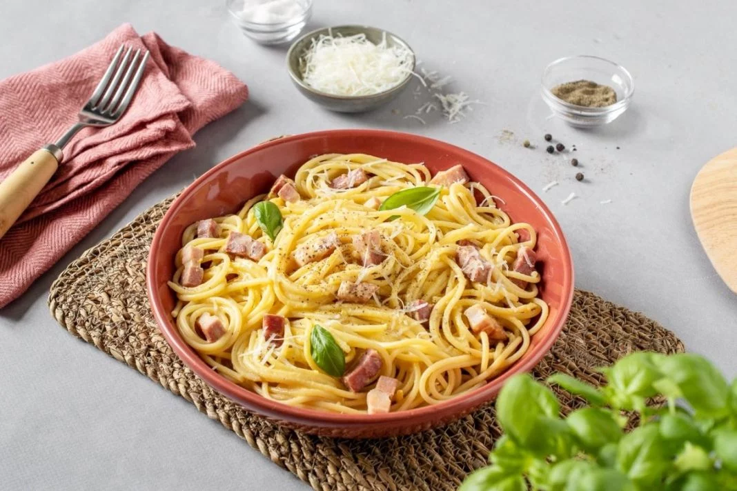 espaguetis a la carbonara Vida.es