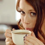 Café saludable: la AHA avala su consumo moderado como seguro y beneficioso para el corazón