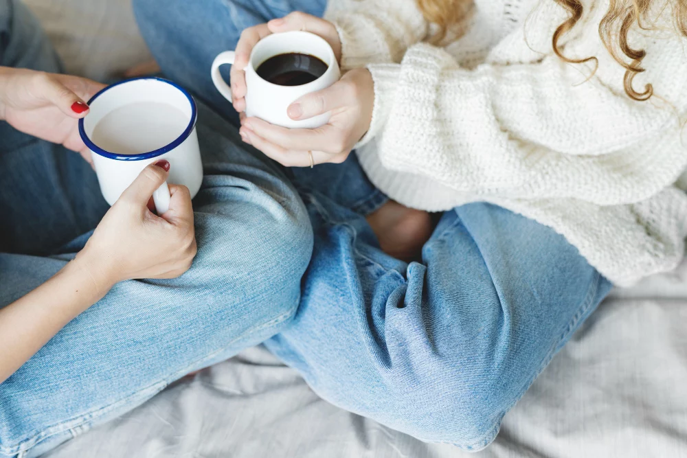 CAFÉ CON LECHE: IDEAL PARA JÓVENES Y ADULTOS ACTIVOS