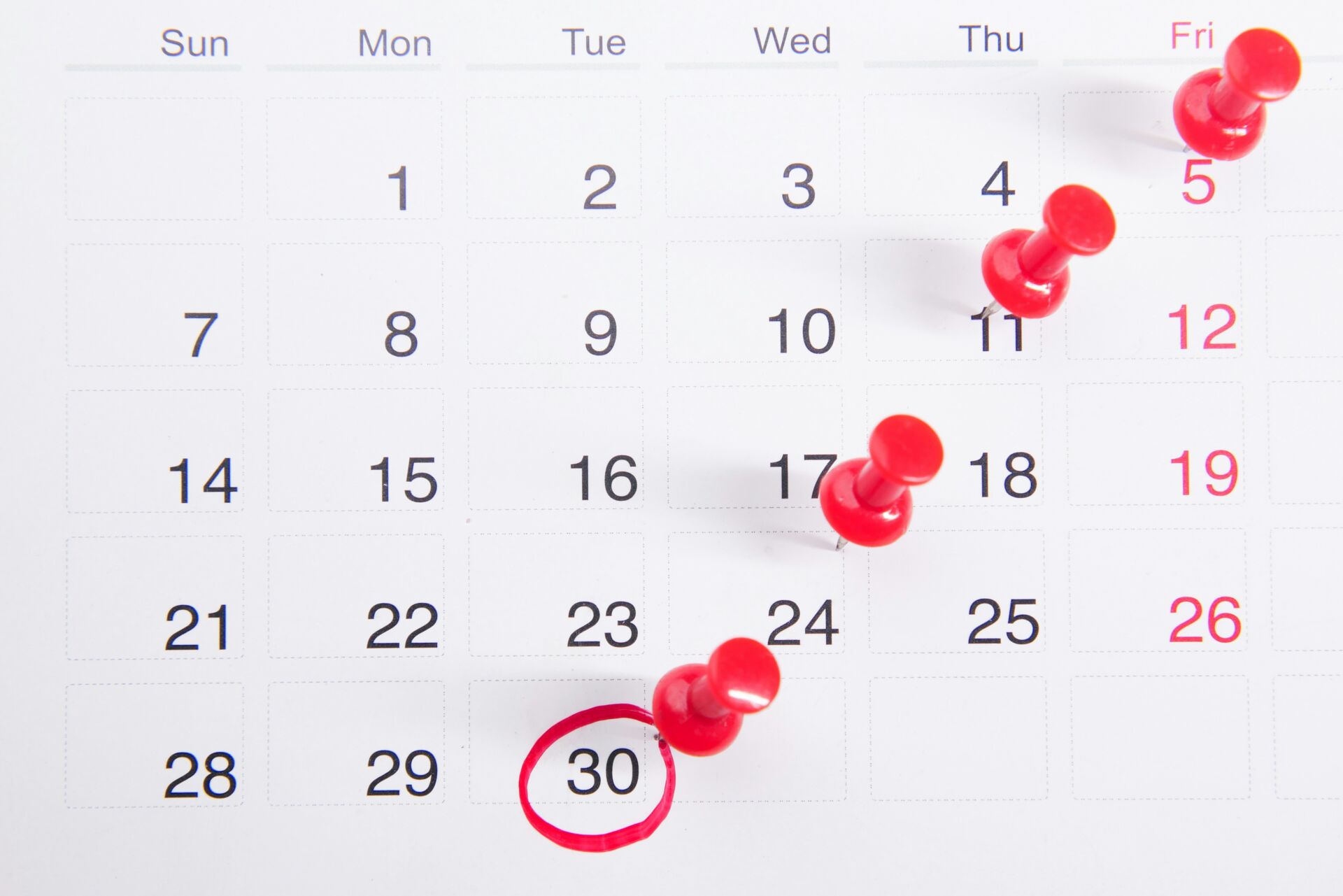 Vacunación en mayores: revisa tu calendario para prevenir gripe, neumococo y herpes zóster 1 Vida.es bulo vacunas autismo