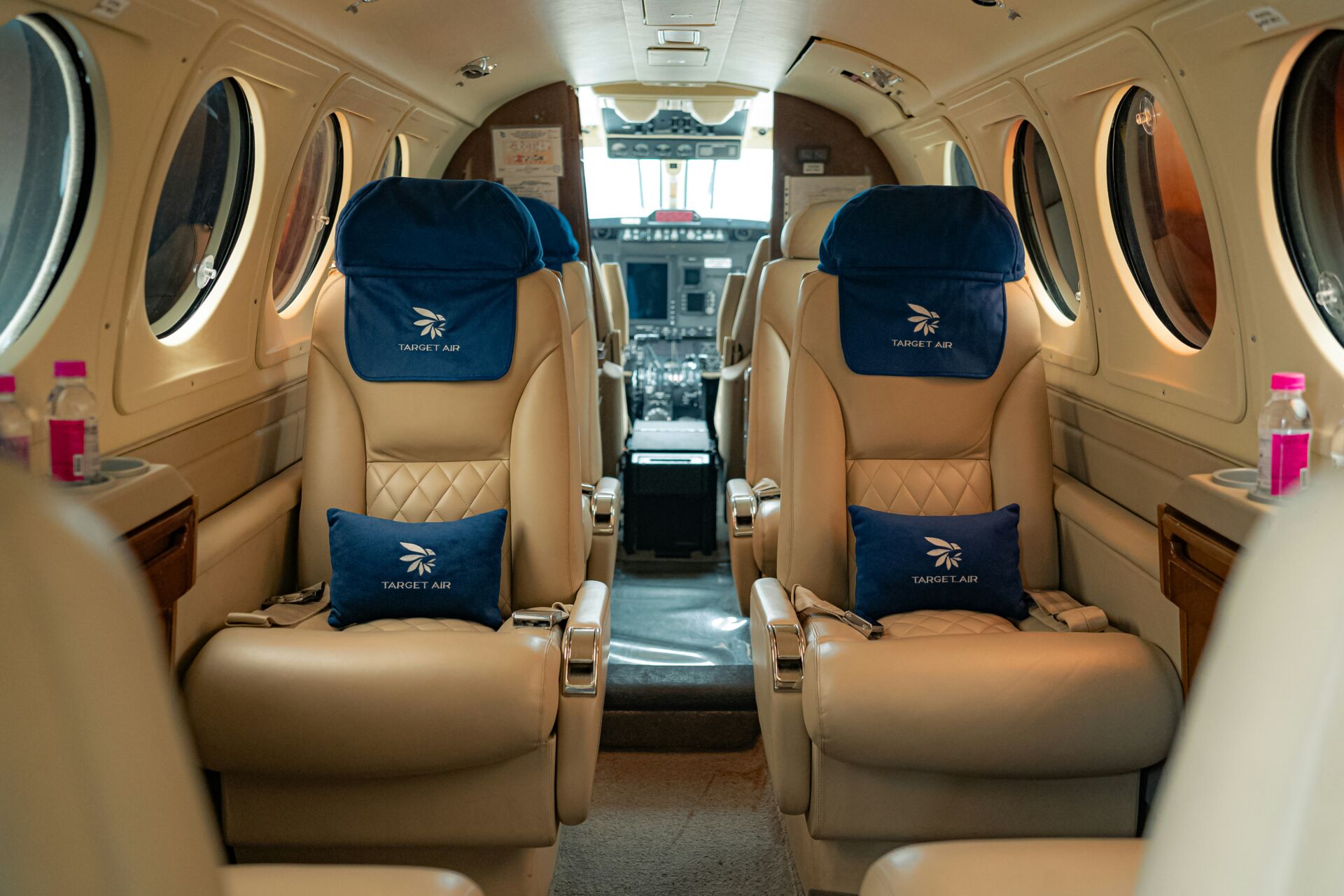 Delta One reinventa el lujo en clase business: wagyu, vinos de alta gama y Porsche en destino 1 Vida.es clase business de lujo