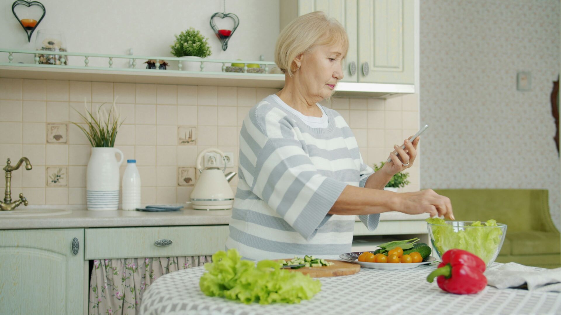 Una dieta saludable en su conjunto cuida tu corazón más que fijarse en nutrientes aislados 1 Vida.es alimentación saludable mayores
